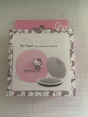 Hello Kitty Pink and White LED Compact Mirror